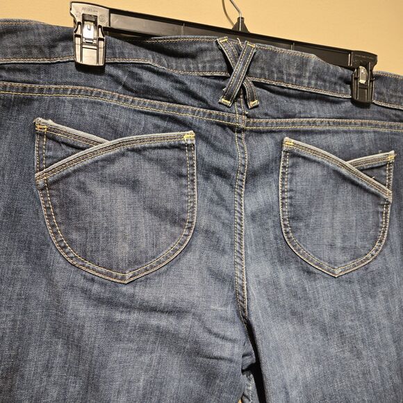 Old Navy Women's Size 16 Lowest Rise Flare Leg Dark Wash - Picture 5 of 7